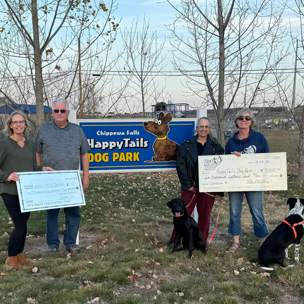 Happy Tails check presentation